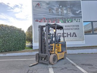 Carretilla contrapesada de 4 ruedas Caterpillar EC25N