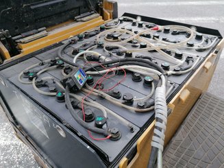 Carretilla contrapesada de 4 ruedas Caterpillar EC25N