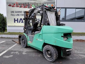 Carretilla contrapesada de 4 ruedas Mitsubishi FD50N