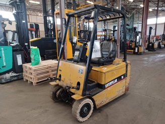 Carretilla contrapesada de 3 ruedas Caterpillar EP18KT - 1