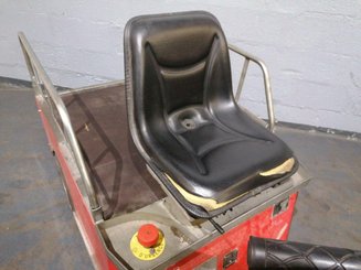 Tractor industrial STI ST1,850 - 9