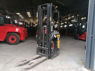 Apilador con plataforma Caterpillar NSR20N - 4