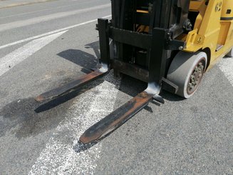 Carretilla contrapesada de 4 ruedas Caterpillar GC45K - 4
