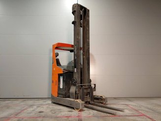 Carretilla retráctil BT RRE 160
