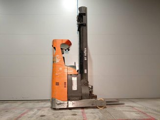 Carretilla retráctil BT RRE 160