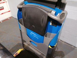 Tractor industrial Crown TC3000 - 8