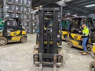 Carretilla elevadora a gas Yale GLP25VX-VALUE - 4