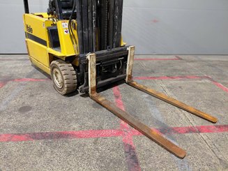 Carretilla eléctrica Yale ERP15RCF - 6