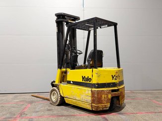 Carretilla eléctrica Yale ERP15RCF