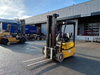 Carretilla eléctrica Yale ERP16VT
