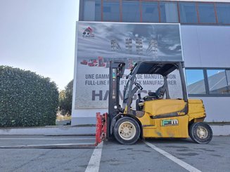 Carretilla eléctrica Yale ERP50VM