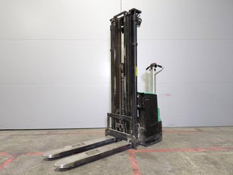 Apilador Mitsubishi SBP12N2