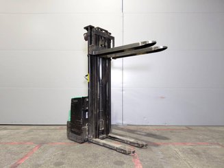 Apilador Mitsubishi SBP12N2