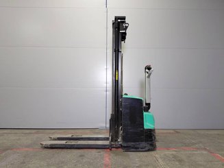 Apilador Mitsubishi SBP12N2