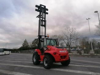 Carretilla todoterreno Manitou M50-4