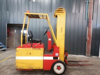 Carretilla contrapesada de 3 ruedas Peg F2050EB