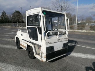 Tractor de remolque Charlatte T135