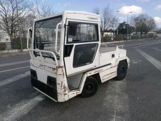 Tractor de remolque Charlatte T135