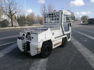 Tractor de remolque Charlatte T135 - 2