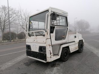 Tractor de remolque Charlatte T135