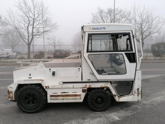 Tractor de remolque Charlatte T135