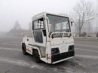Tractor de remolque Charlatte T135