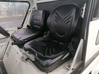 Tractor de remolque Charlatte T135