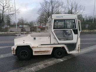 Tractor de remolque Charlatte T135 - 1