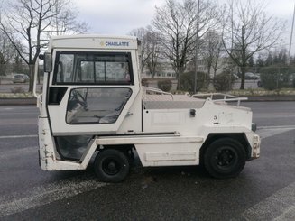 Tractor de remolque Charlatte T135