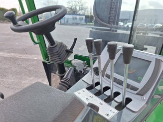 Carretilla multidireccional Combilift CBE2500