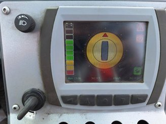 Carretilla multidireccional Combilift CBE2500 - 6