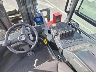 Carretilla contrapesada de 4 ruedas Kalmar DCG160-12