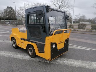 Tractor de remolque Jungheinrich EZS 6250