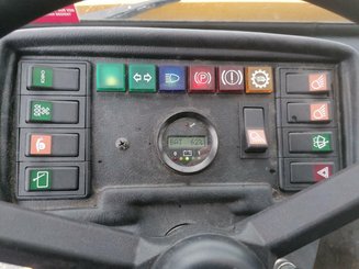 Tractor de remolque Jungheinrich EZS 6250