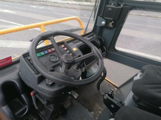 Tractor de remolque Jungheinrich EZS 6250