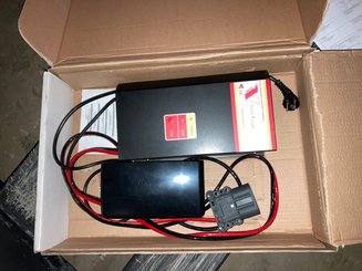 Transpaleta con plataforma Mitsubishi PBF25N3R MITSUBISHI