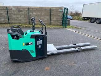 Transpaleta con plataforma Mitsubishi PBF25N3R MITSUBISHI