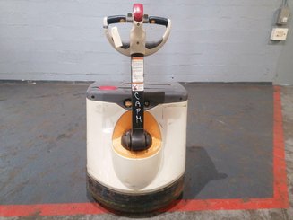 Transpaleta con conductor acompañante Crown WP3020 - 1