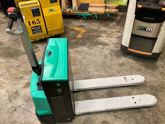 Transpaleta con conductor acompañante Mitsubishi PBP16N2 - ACCOMPAGNANT - 1