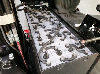 Carretilla retráctil Mitsubishi RB16N2HS