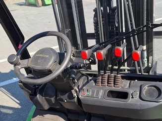 Carretilla contrapesada de 4 ruedas Hangcha XC30i