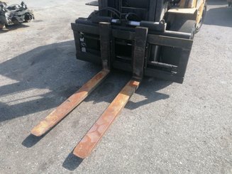 Carretilla contrapesada de 4 ruedas Caterpillar GPL40 - 1