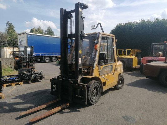 Carretilla contrapesada de 4 ruedas Caterpillar GPL40 - 1