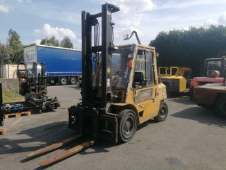 Carretilla contrapesada de 4 ruedas Caterpillar GPL40 - 1