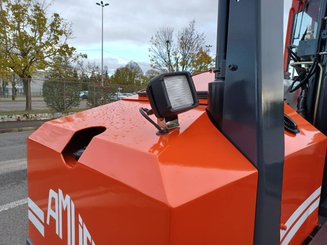 Carretilla multidireccional carga lateral AMLIFT C50-14 40 SL