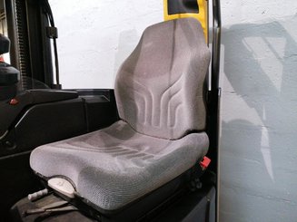 Carretilla retráctil Caterpillar NR16N