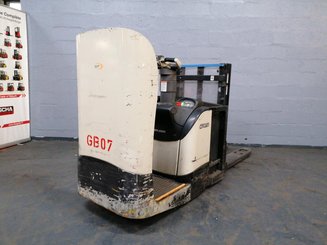 Apilador con plataforma Crown DT3040 - 4