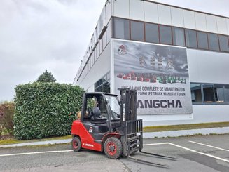 Carretilla contrapesada de 4 ruedas Hangcha XF25G