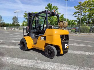 Carretilla contrapesada de 4 ruedas Caterpillar GP40N