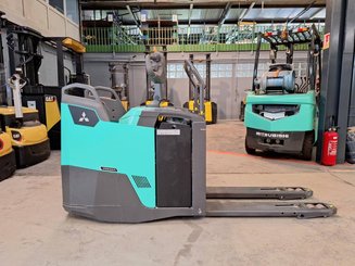 Transpaleta con plataforma Mitsubishi PBF25N3R MITSUBISHI - 4